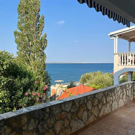 Kuca Za Odmor Hébergement de vacances Rtina